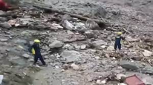 Photo of आफत! उत्तराखंड में फटा बादल, चारधाम यात्रा रोकी गई