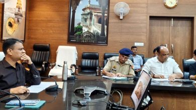 Photo of बाढ़ से निपटने को प्रशासन सतर्क, डीएम व मंडलायुक्त ने तैयारियों का लिया जायजा