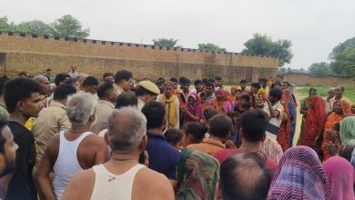 Photo of पानी भरे गड्ढे में चार मासूमों की लाश मिलने से मची चीख-पुकार