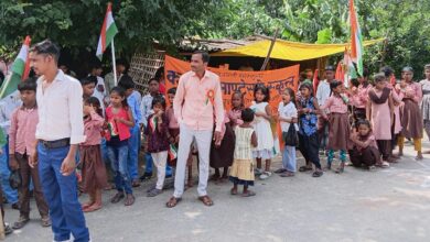 Photo of समाजसेवी अवधेश मौर्य के नेतृत्व में सेमरीपुरवा में हर्षोल्लास मनाया गया स्वतंत्रता दिवस