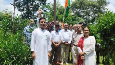 Photo of वरिष्ठजनों व निवासियों ने हर्षोल्लास के साथ मनाया 79वां स्वाधीनता दिवस