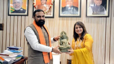 Photo of Bihar के ​डिप्टी सीएम सम्राट चौधरी से मिलीं भोजपुरी अभिनेत्री पाखी हेगड़े