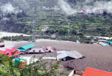Photo of Cloudburst : धराली गांव में फंसे 200 लोग, रास्ता बनाने में जुटे जवान